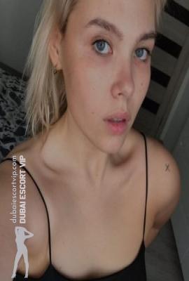 Mia
